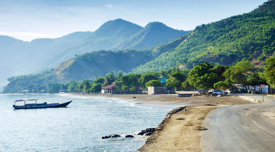 We offer a diverse selection of car rental options in Dili.